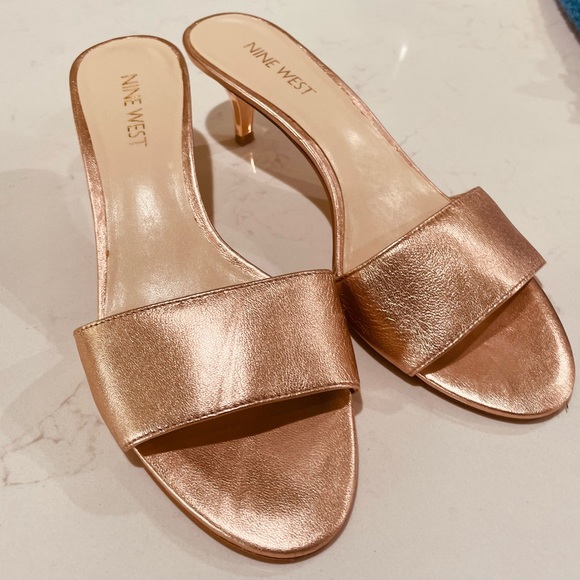 Nine West Peep Toe Mule In Rose Gold - Picture 9 of 14